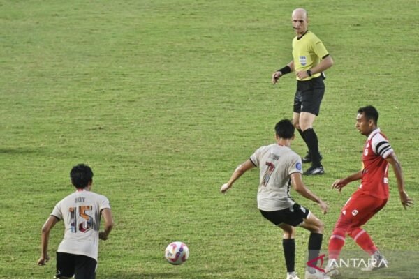 PSM Makassar Applauds Foreign Referee's Skills in Managing Relegation Battle Match