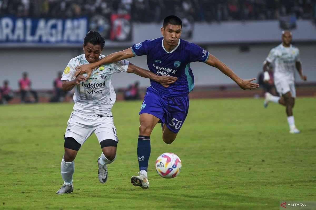 Hodak Apresiasi Penampilan Tim Persib Walau Tak Menuai Kemenangan